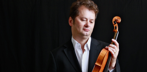 Daniel John Martin professeur de violon à la Swing Romane Académie