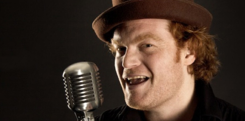 David Adom professeur de chant à la Swing Romane Académie