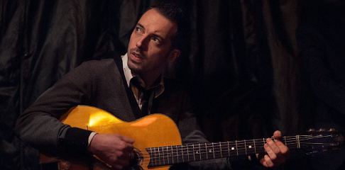 Julien Cattiaux professeur de guitare pour les enfants